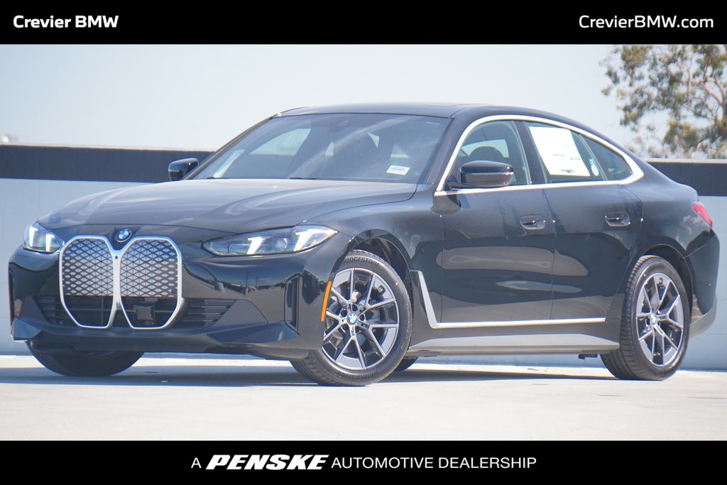 Thumbnail: 2026 BMW i4 - 1