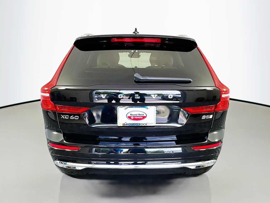 Thumbnail: 2023 Volvo XC60 - 6