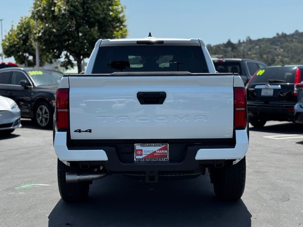 2025 Toyota Tacoma TRD Off-Road Double Cab photo 10