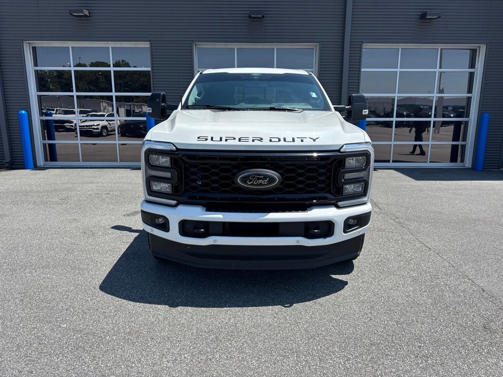 2026 Star White Metallic TC Ford Super Duty F-250 SRW Lariat 4X4 Truck