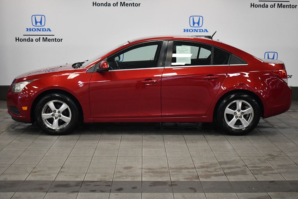 Thumbnail: 2011 Chevrolet Cruze - 2