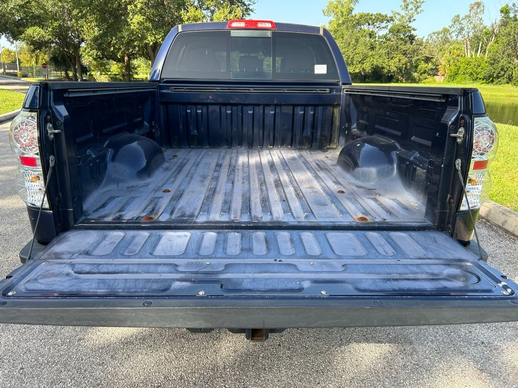 Thumbnail: 2011 Toyota Tundra - 9