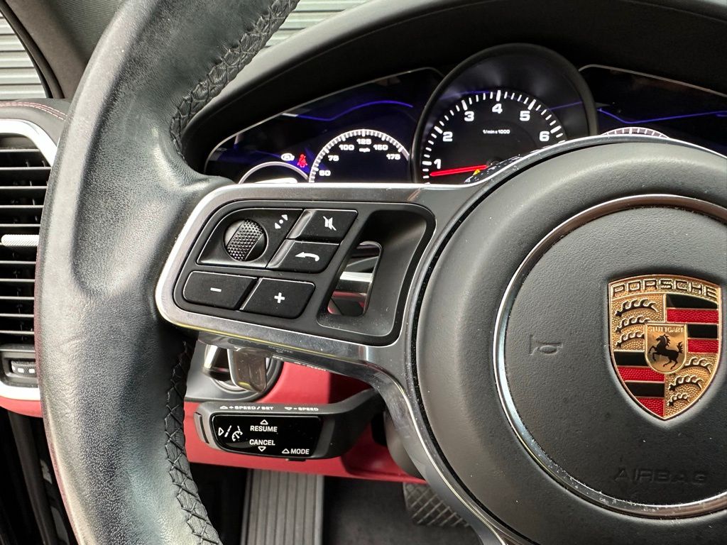 Thumbnail: 2021 Porsche  - 19