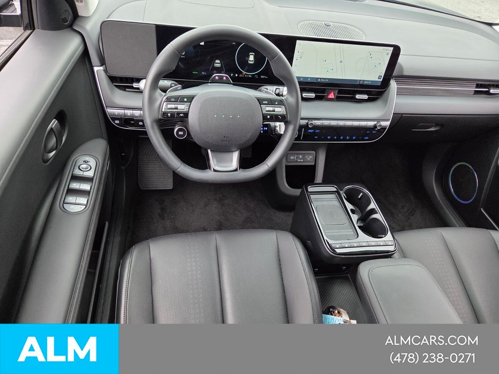 Used 2025 Gray Hyundai Limited image 7