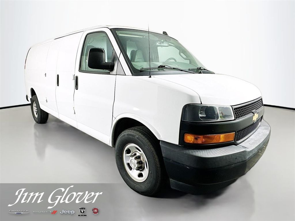 Summit White 2020 Chevrolet Express Cargo 2500 Extended RWD Van Rear-Wheel Drive 8-Speed Automatic Overdrive