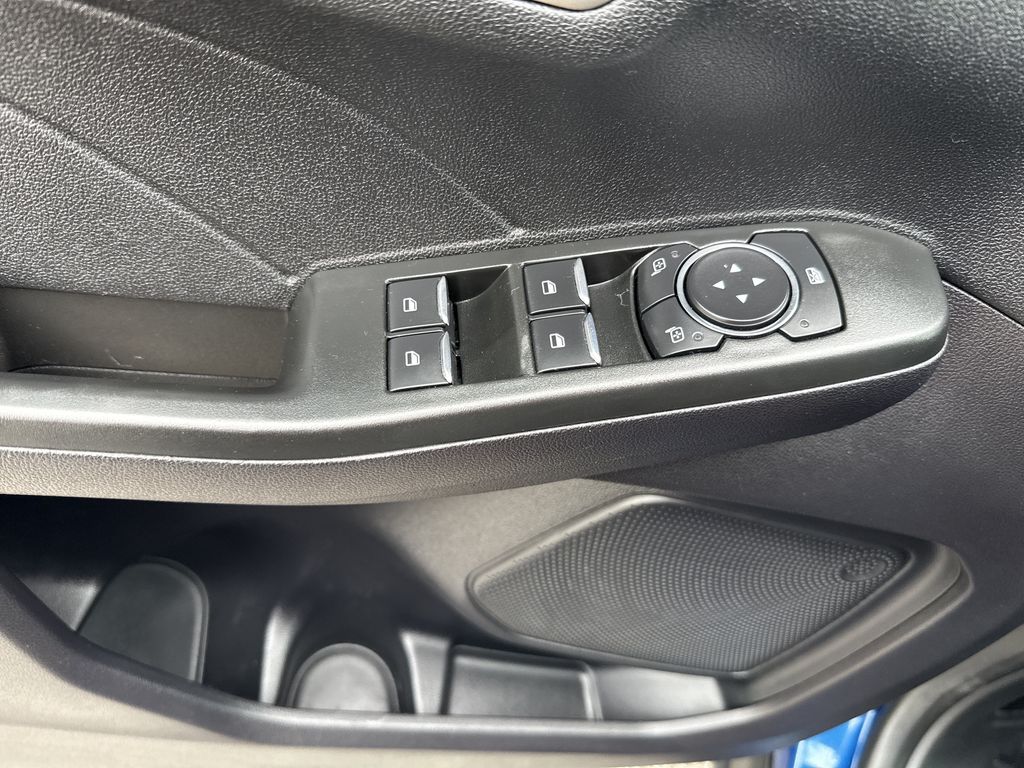 2022 Ford Escape S - 9