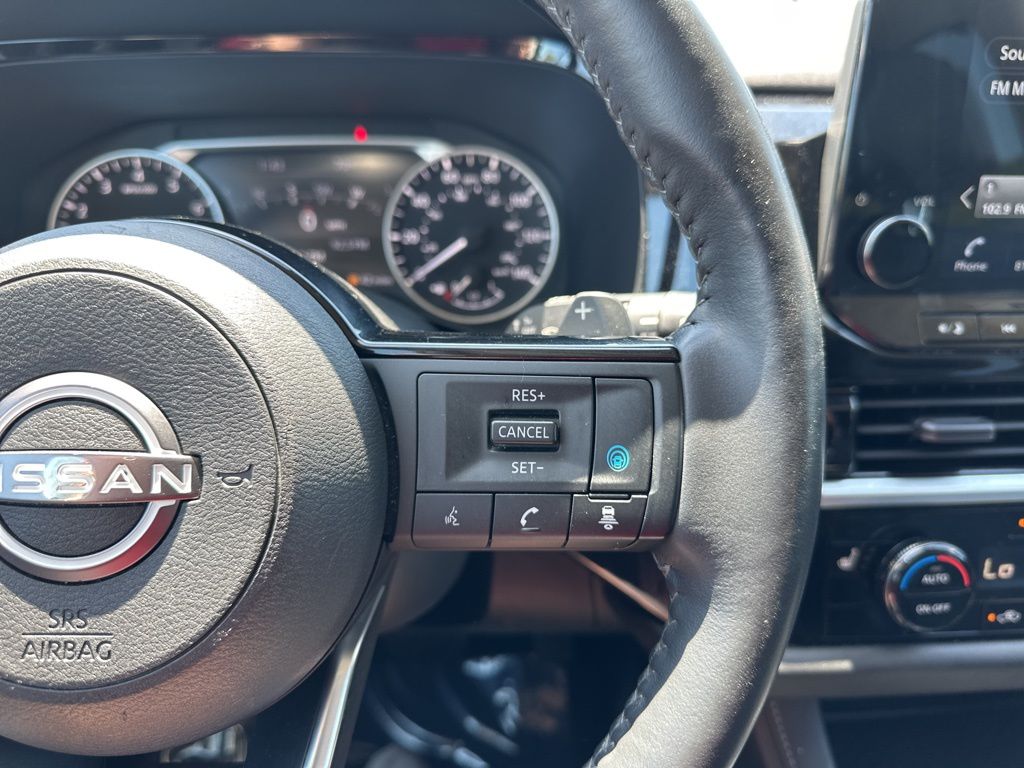 2022 Obsidian Green Pearl/Super Black Nissan Pathfinder SL 4X4 SUV