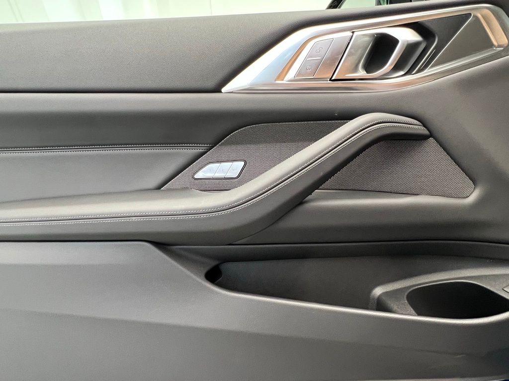 Thumbnail: 2026 BMW M4 - 21