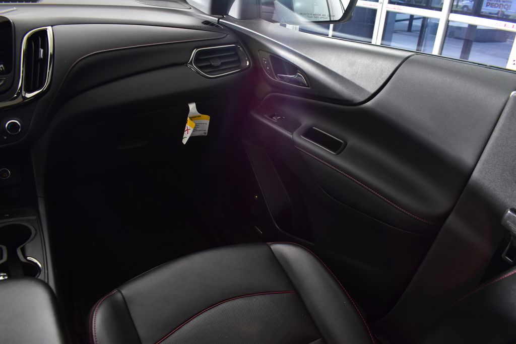 Thumbnail: 2023 Chevrolet Equinox - 23