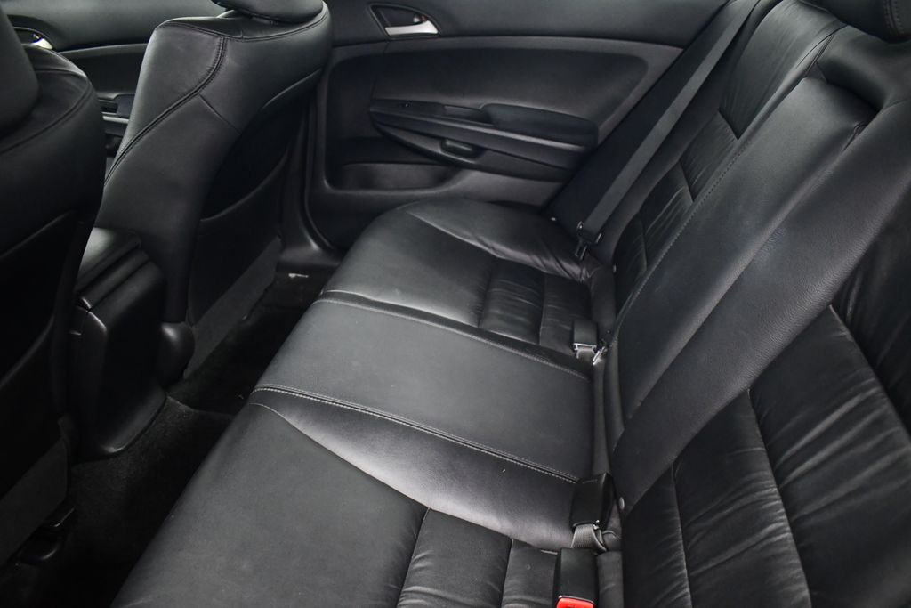 Thumbnail: 2011 Honda Accord - 27