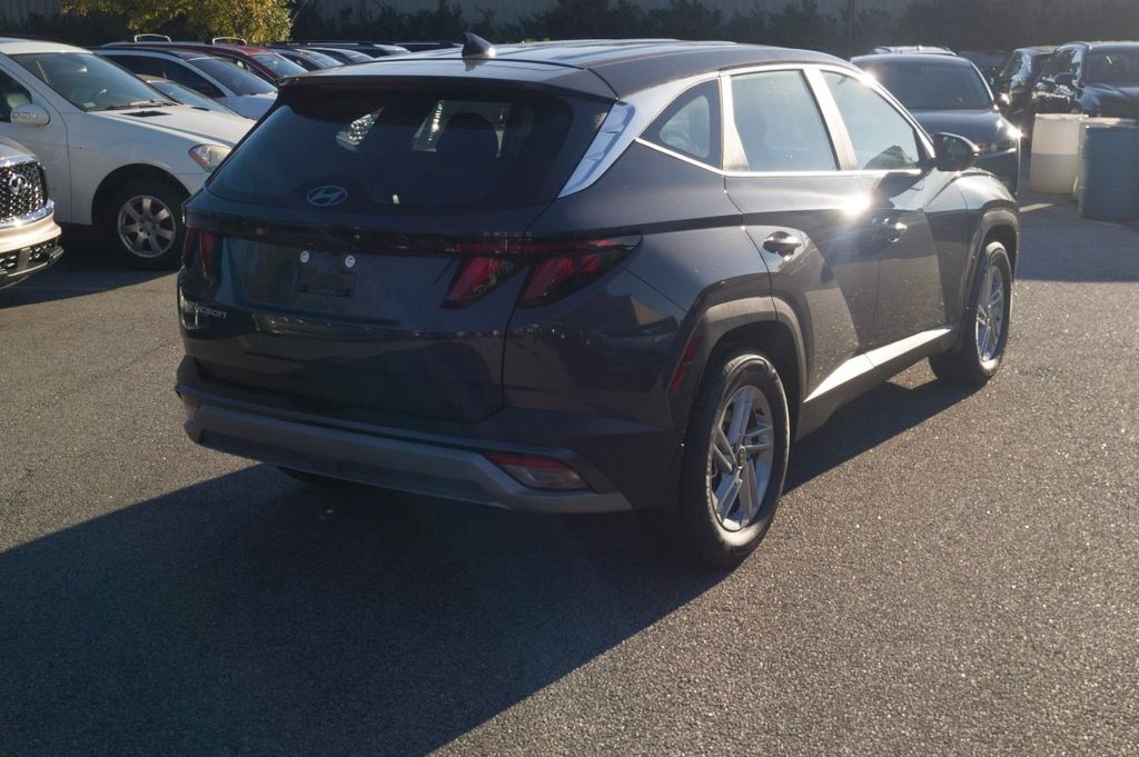 New 2026 Gray Hyundai SE image 5