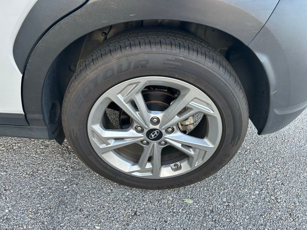 Thumbnail: 2023 Hyundai Kona - 9