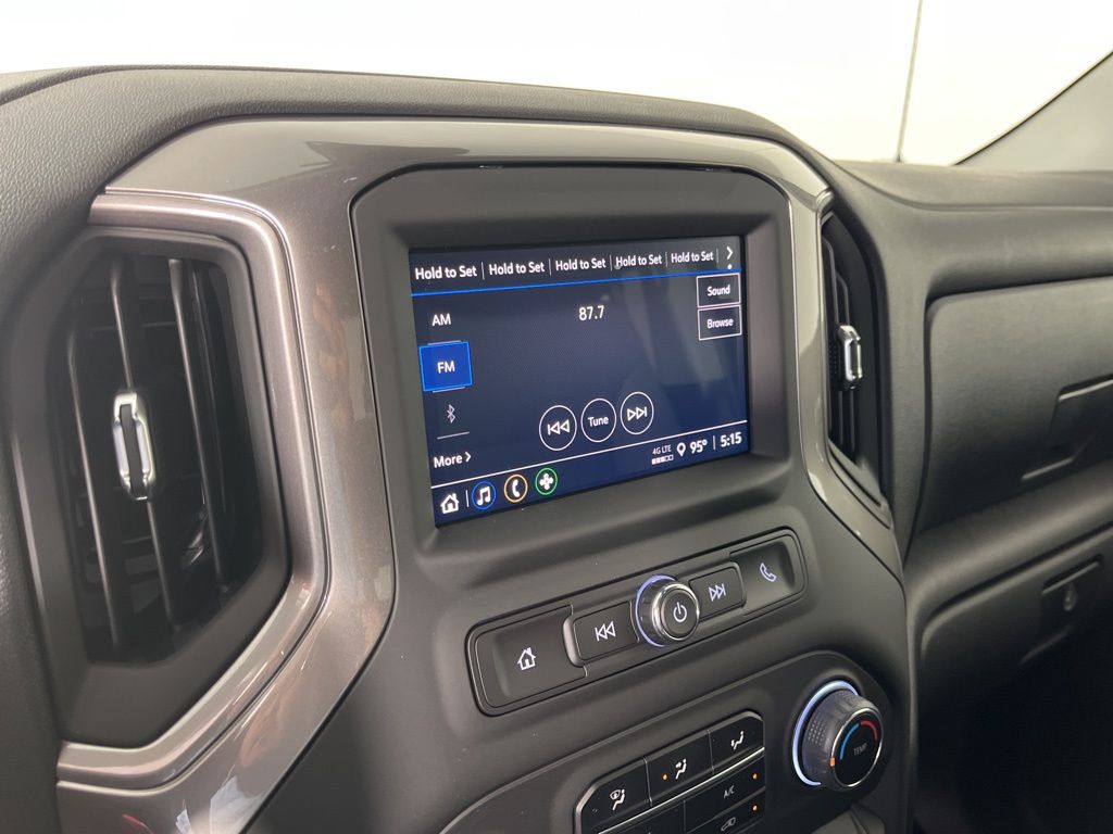 Thumbnail: 2026 Chevrolet Silverado 1500 - 24