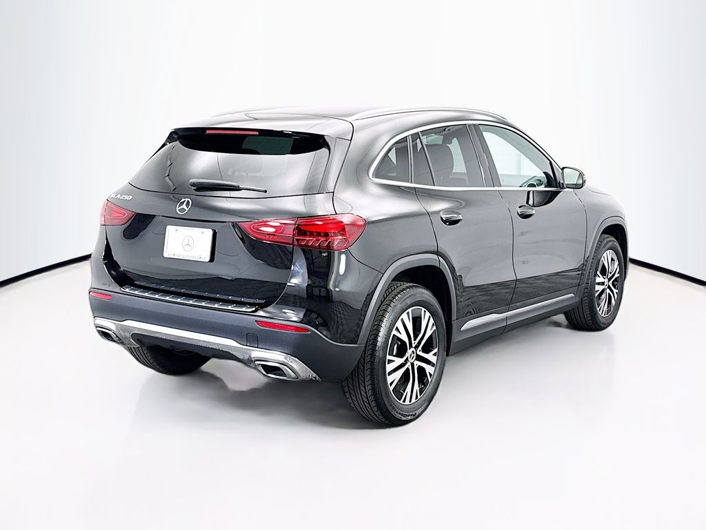 Thumbnail: 2025 Mercedes-Benz GLA - 5