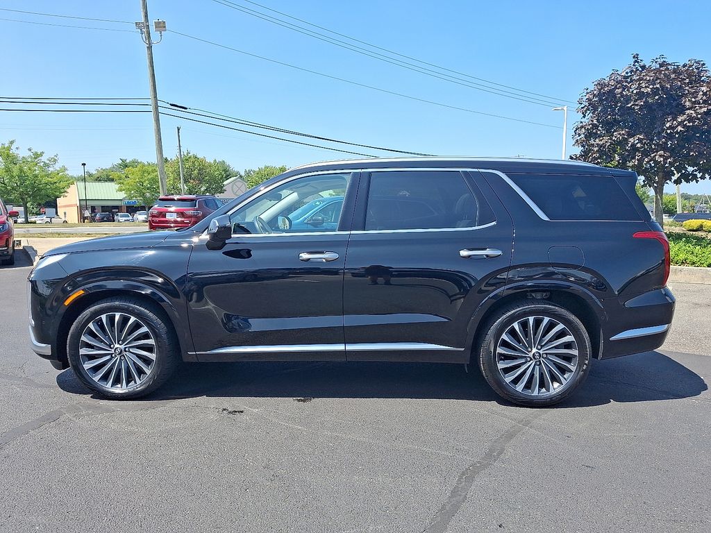 Thumbnail: 2023 Hyundai Palisade - 7