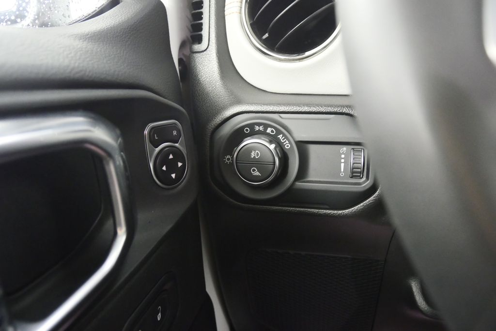 2023 Jeep Gladiator High Altitude 22