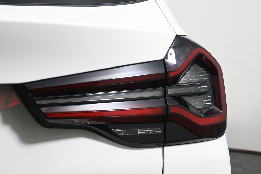 Thumbnail: 2024 BMW X3 - 13
