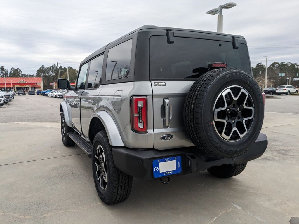 2024 Ford Bronco Outer Banks