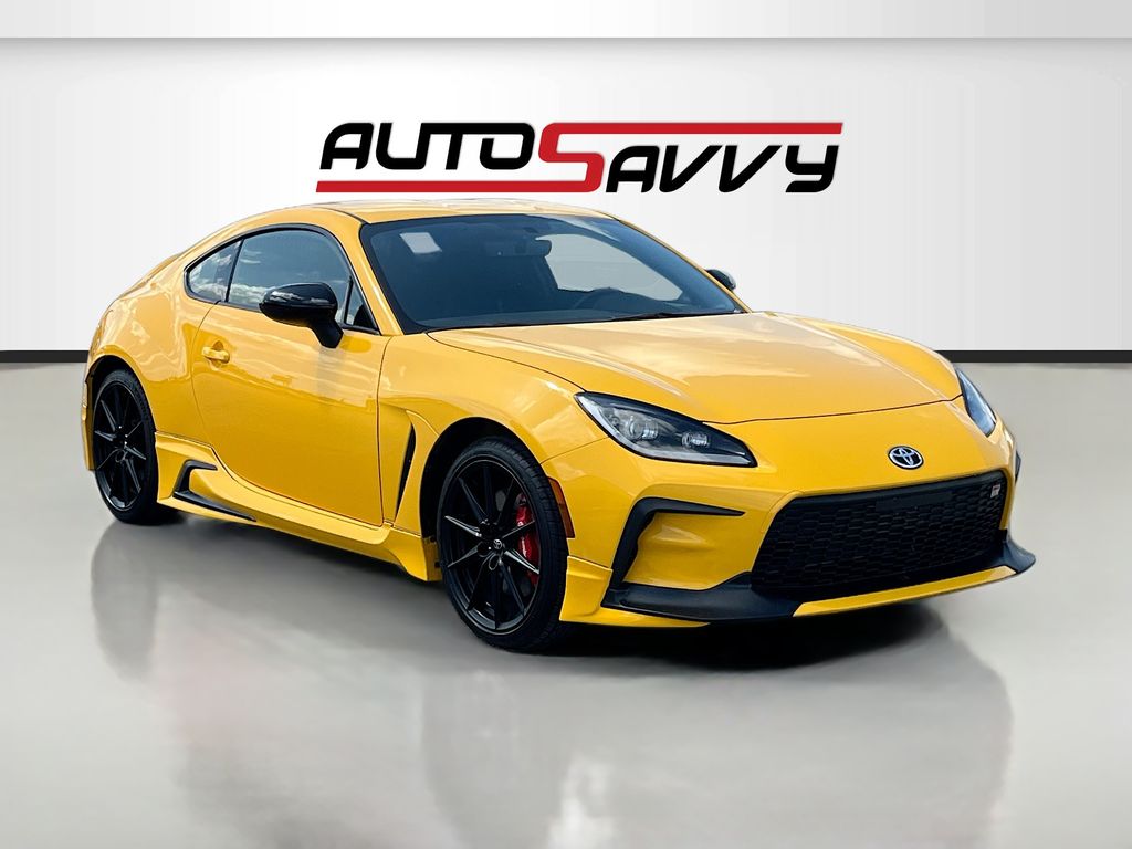 Yuzu 2026 Toyota GR86 Coupe Rear-Wheel Drive 6-Speed Automatic