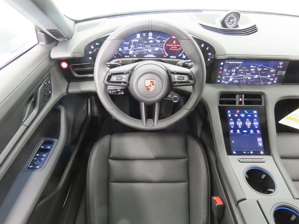 Thumbnail: 2026 Porsche Taycan - 17