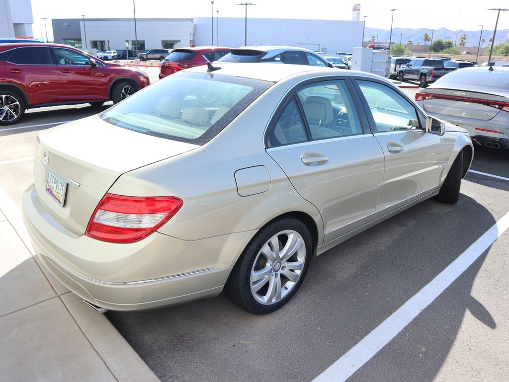 Thumbnail: 2011 Mercedes-Benz C-Class - 4