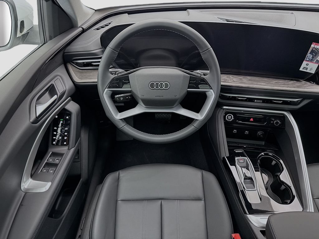 Thumbnail: 2025 Audi Q5 - 10