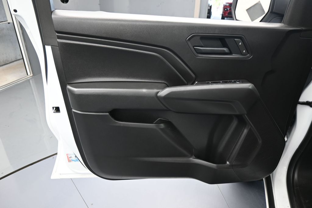 Used 2025 Summit White Chevrolet Trail Boss image 12