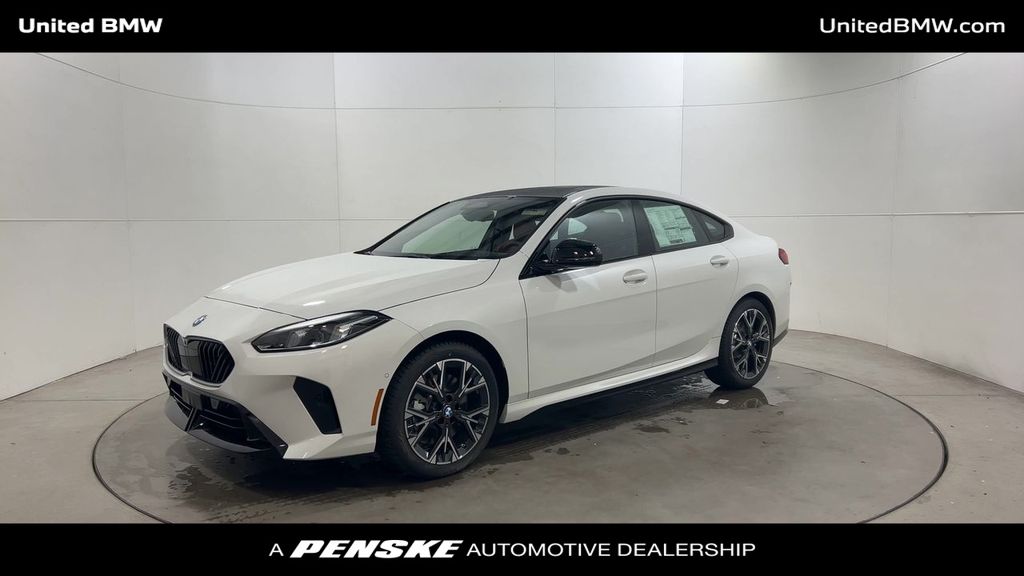 Thumbnail: 2026 BMW 2 Series - 4