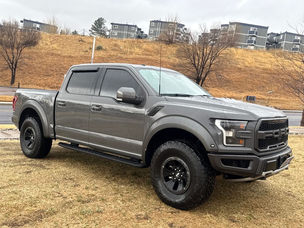 2018 Ford F-150 Raptor SuperCrew 4WD