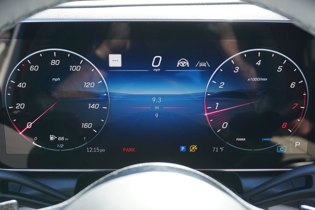 Thumbnail: 2026 Mercedes-Benz GLC - 31