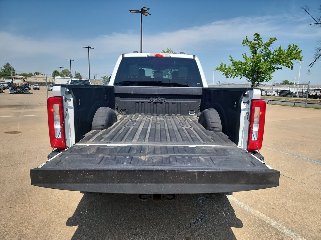2024 Ford F-350SD XLT photo