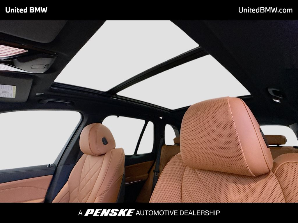 Thumbnail: 2026 BMW X5 - 12
