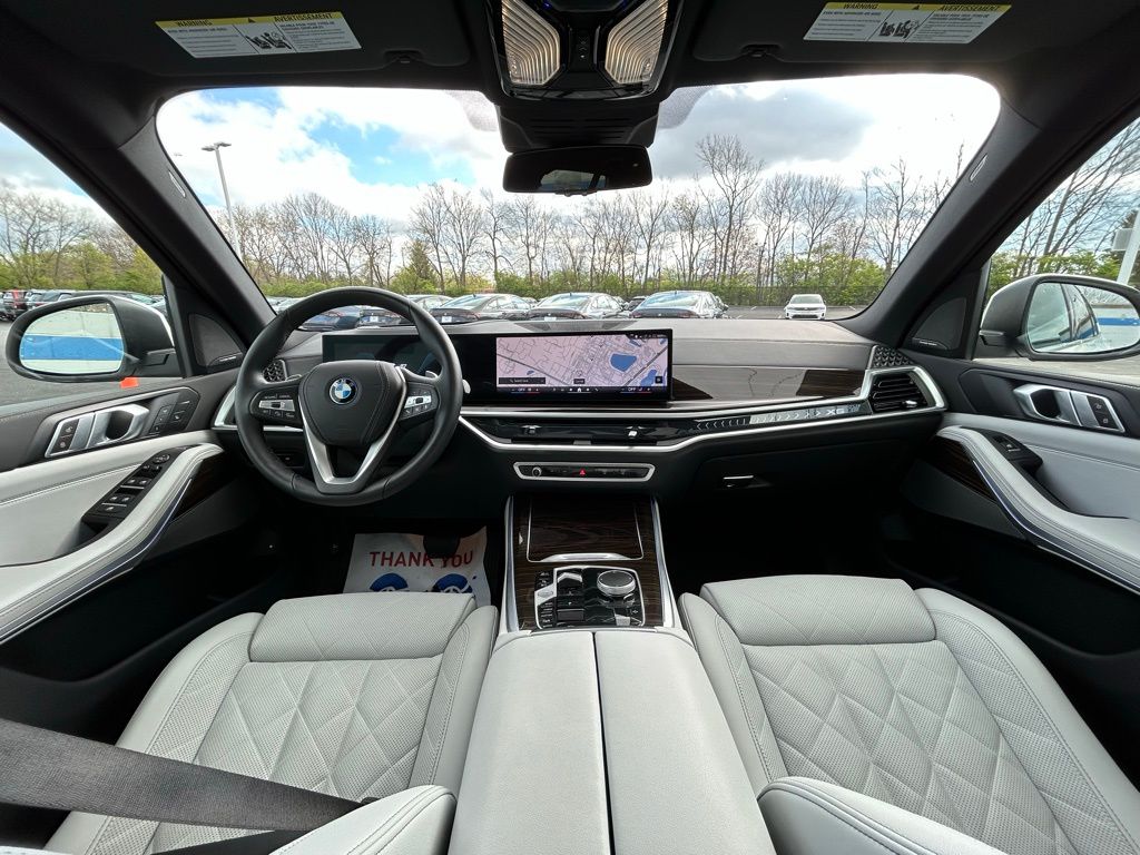 2024 BMW X5 xDrive50e 12