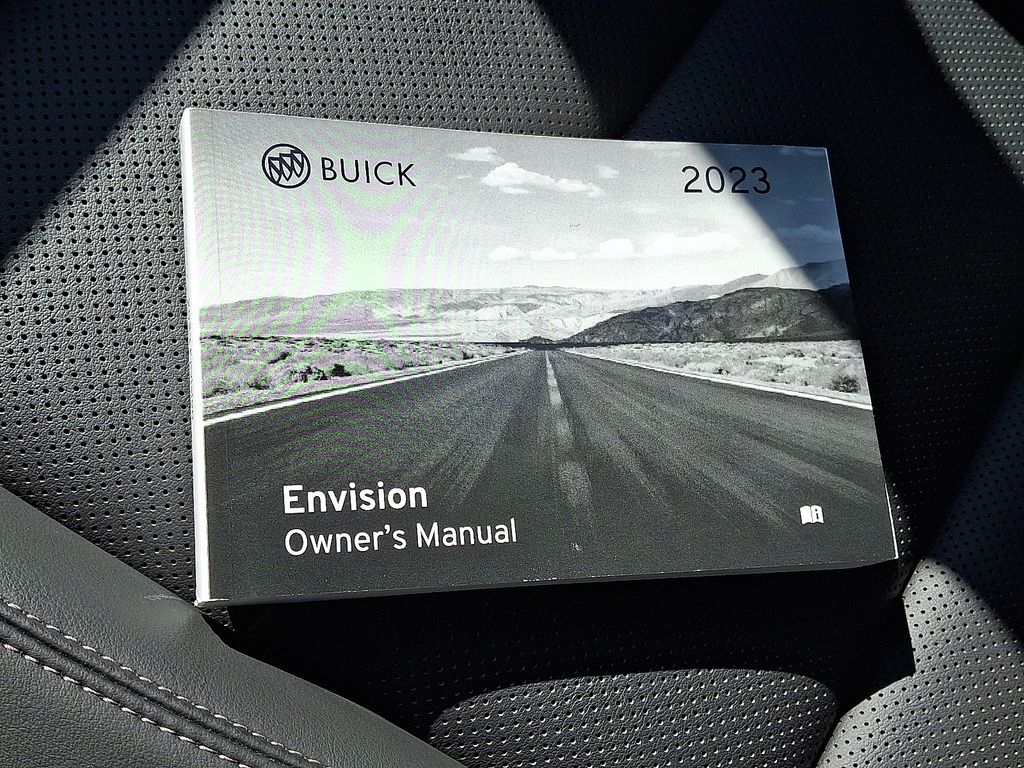 2023 Buick Envision — photo 26