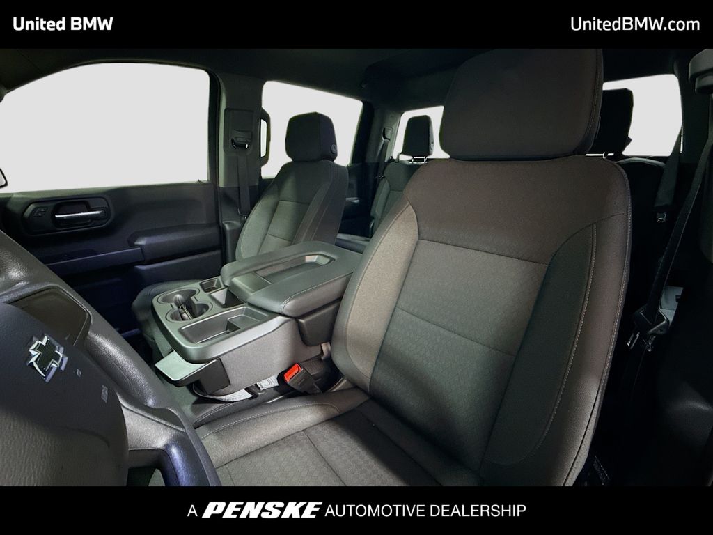 Thumbnail: 2025 Chevrolet Silverado 1500 - 5