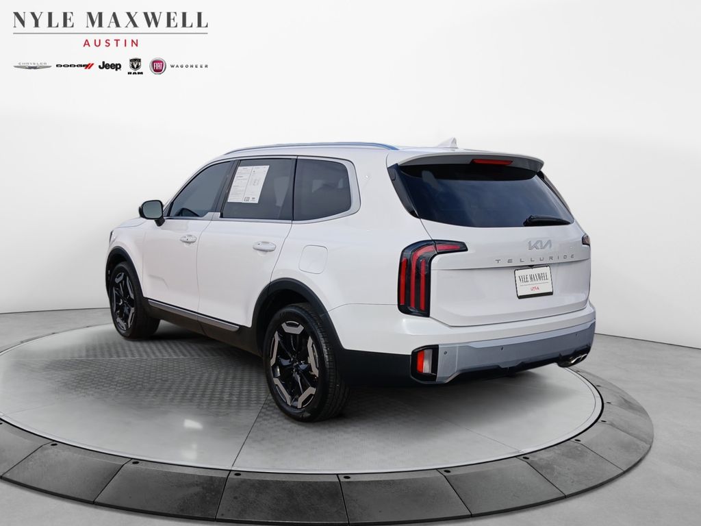 Used Car 2023 Kia Telluride  Ex For Sale Under $35,000 In Austin, Texas
