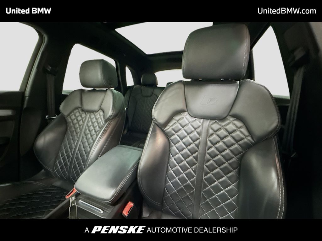 Thumbnail: 2021 Audi SQ5 - 5