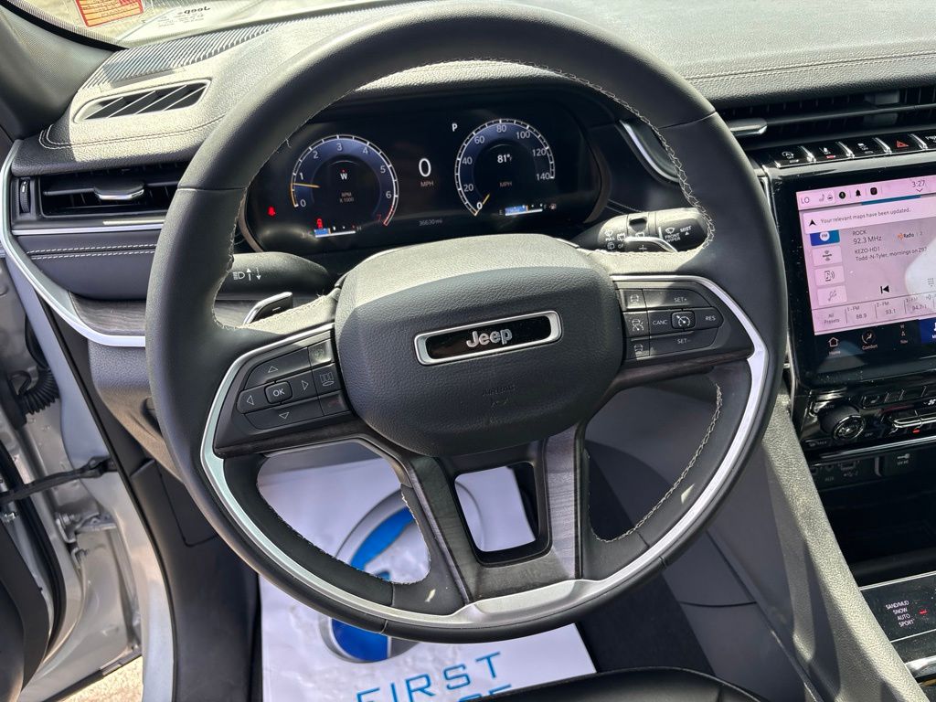 Used 2024 Jeep Grand Cherokee SUV