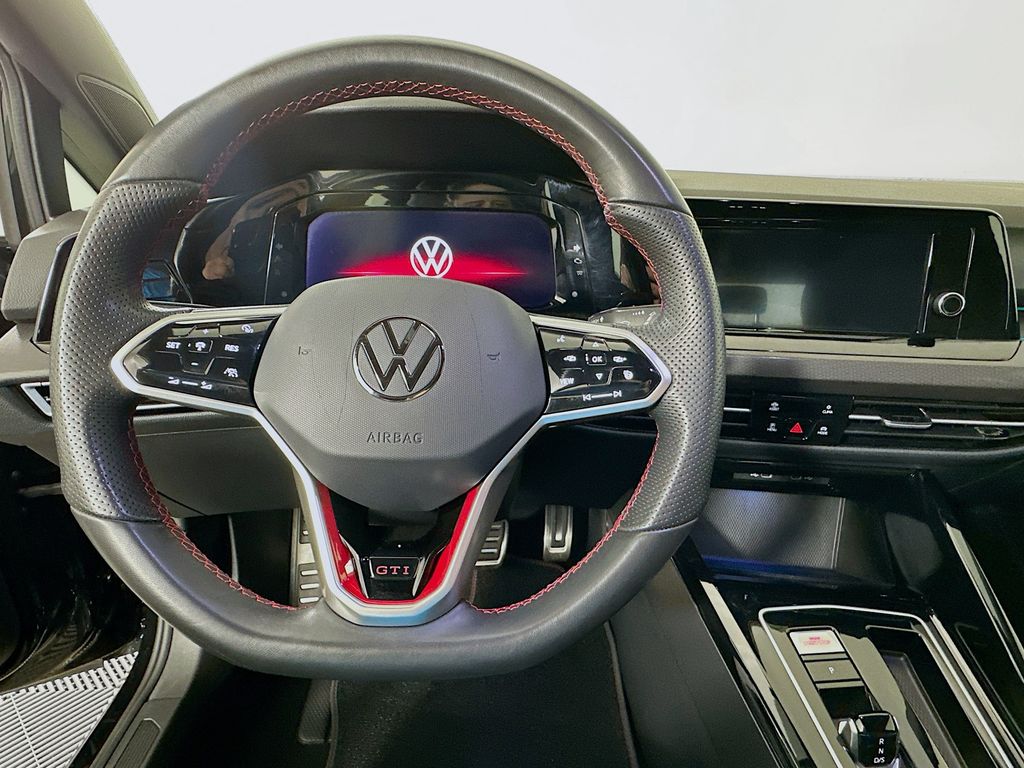 Thumbnail: 2024 Volkswagen Golf - 11