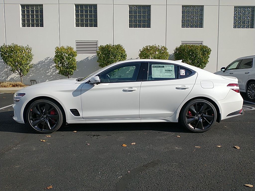 2023 Genesis G70 Sport Prestige 4