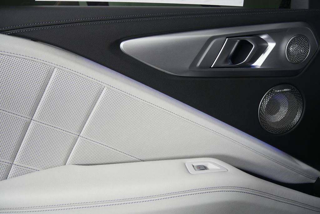 Thumbnail: 2026 BMW XM - 14