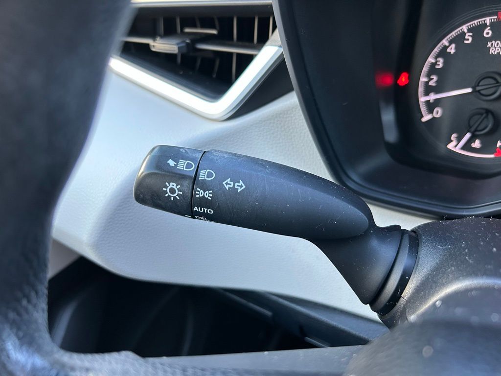 Thumbnail: 2022 Toyota Corolla - 21