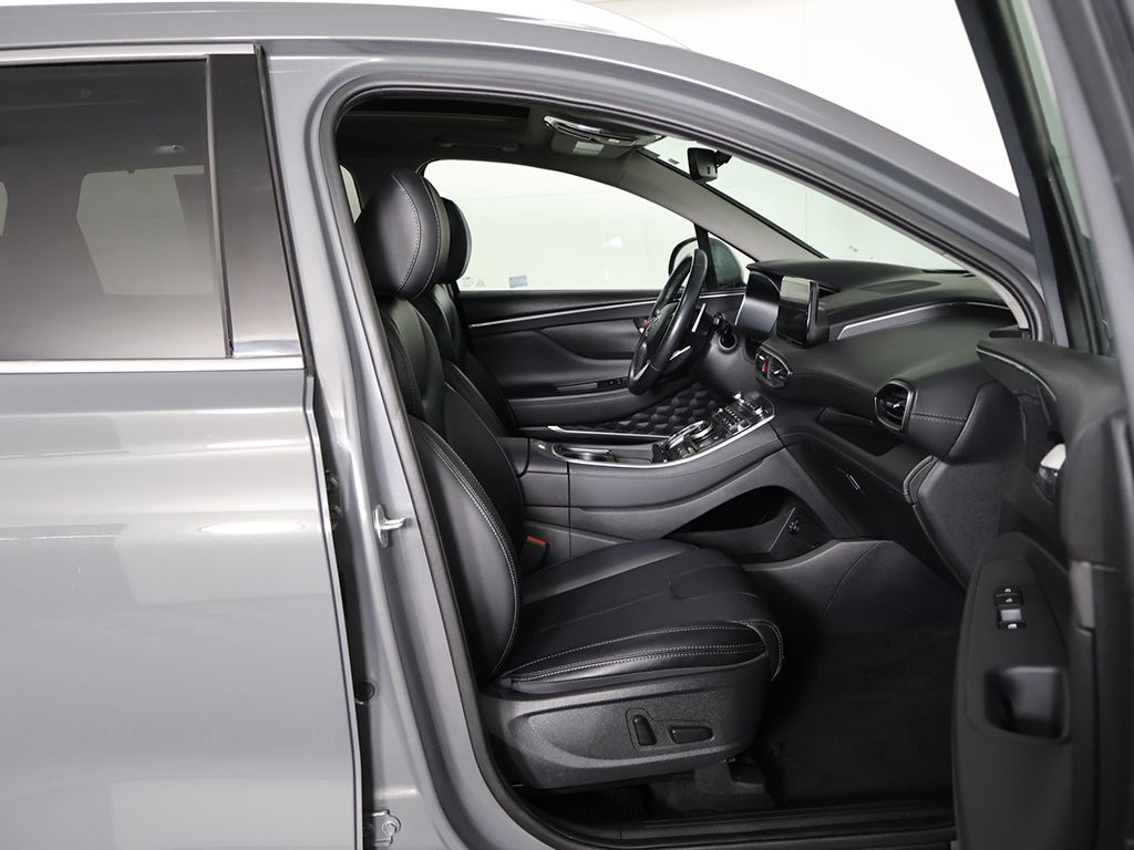 Used 2023 Gray Hyundai SEL image 31