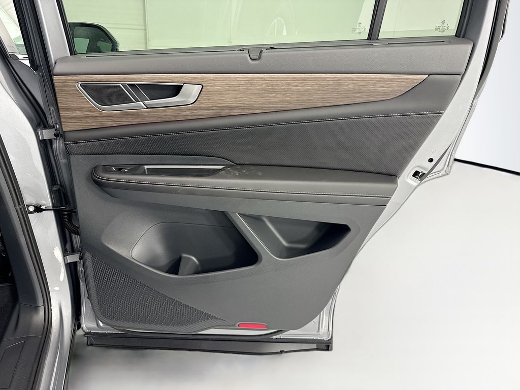 Thumbnail: 2026 Volkswagen Atlas - 26