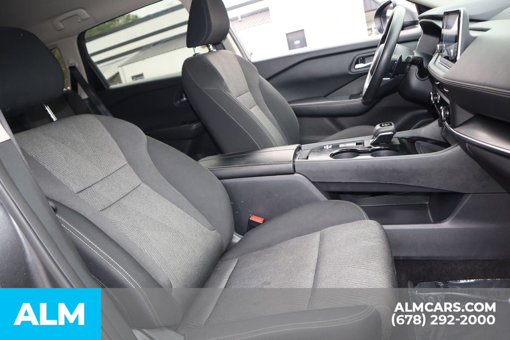 Used 2025 Gray Nissan SV image 28