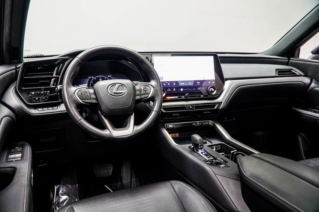 View vehicle photo 5