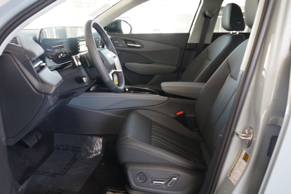 Thumbnail: 2026 Audi Q3 - 6