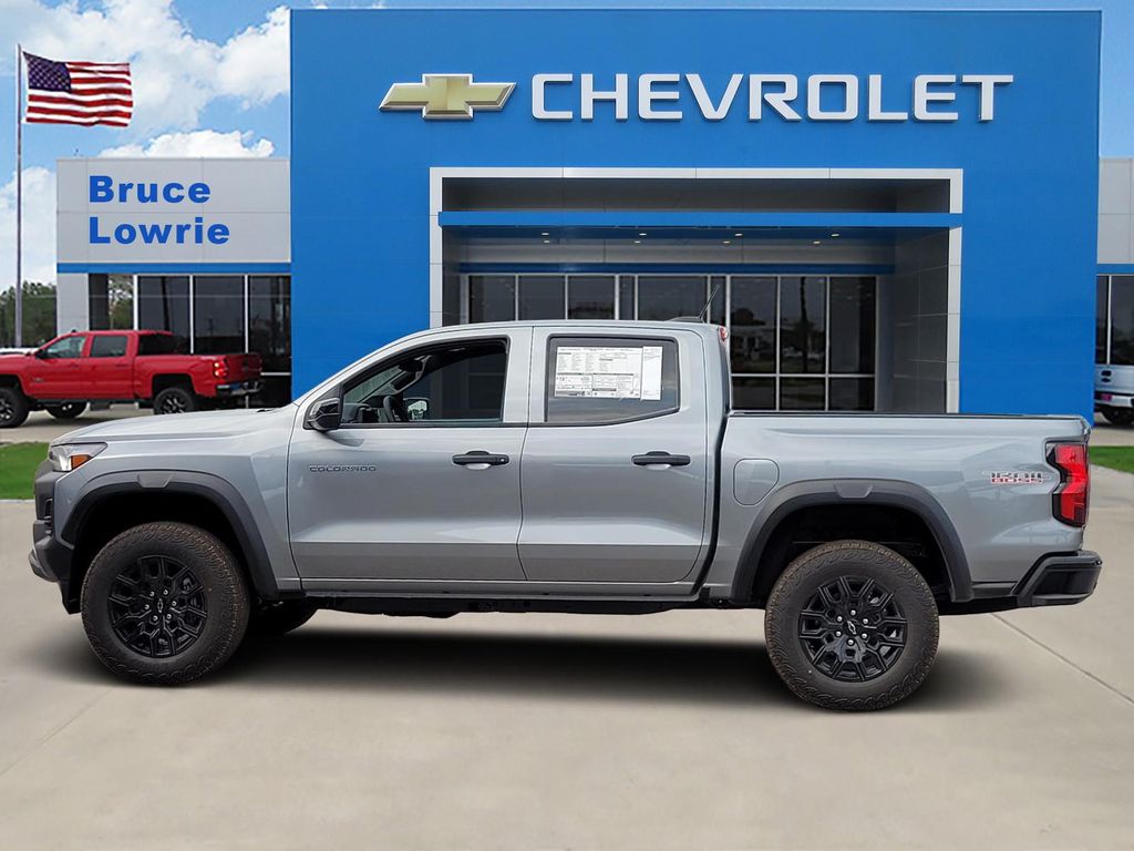 View vehicle photo 2