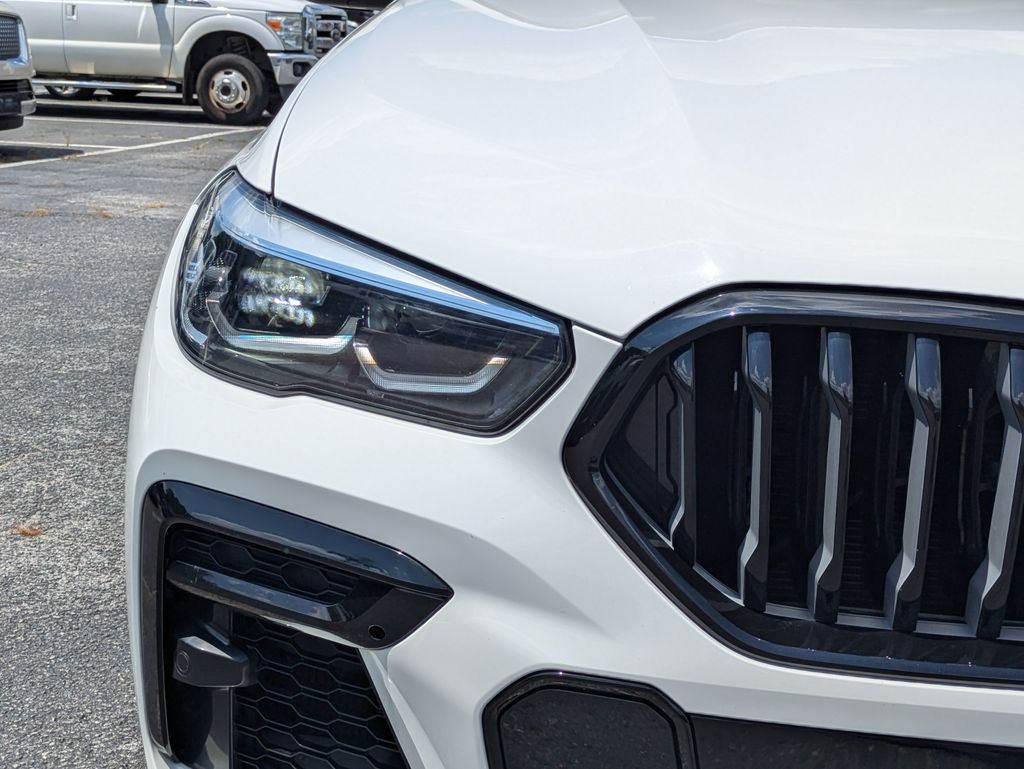 2022 BMW X6 xDrive40i