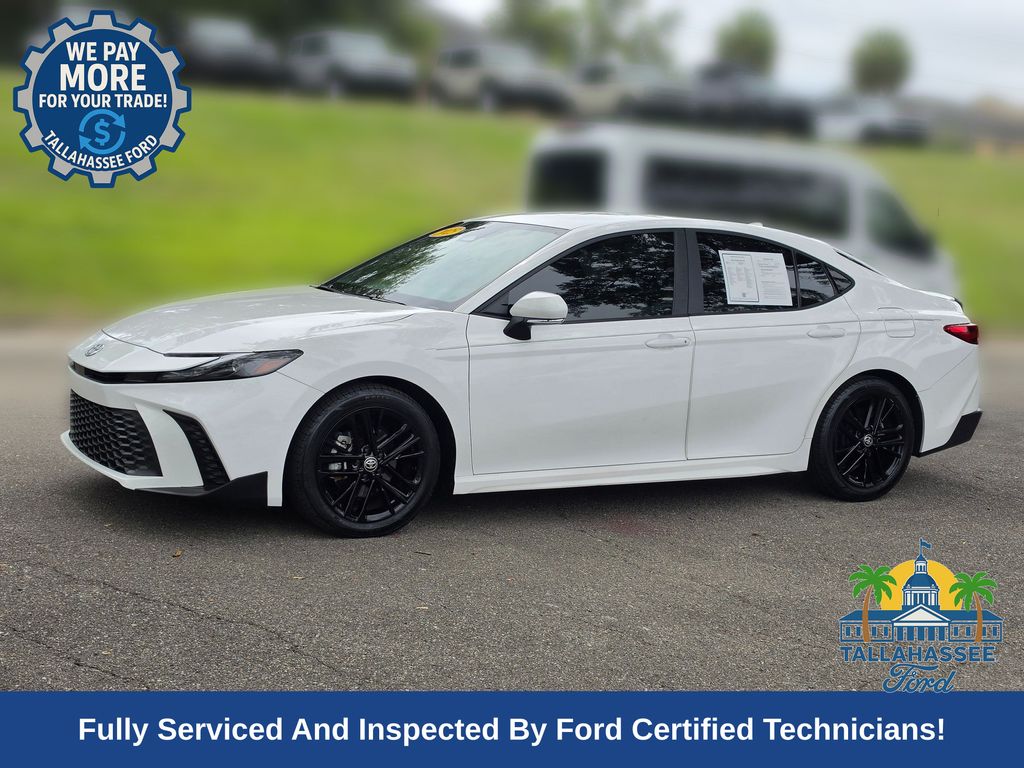 2025 Toyota Camry SE FWD